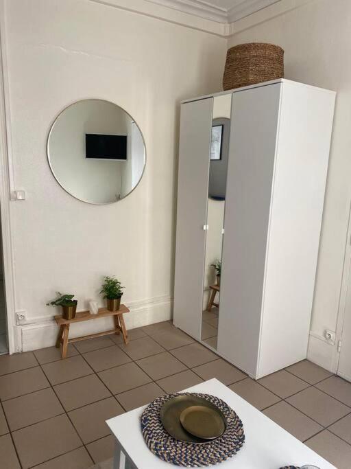 Le Penseur Studio Apartment ออร์เลออง ภายนอก รูปภาพ